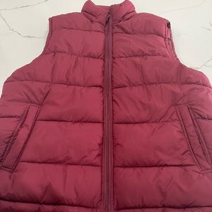 GAP Puffer Vest. Barely worn. Burgundy.